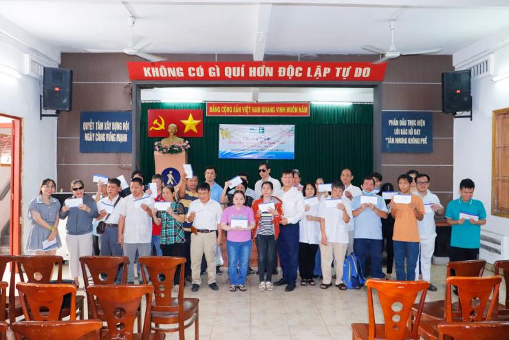 CÔNG ĐOÀN PECC2 THĂM HỎI, ĐỘNG VIÊN VÀ TRAO QUÀ CHO HỘI NGƯỜI MÙ VÀ BỆNH VIỆN UNG BƯỚU TP.HCM